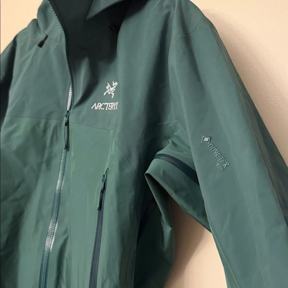 Arc'teryx Beta AR Men’s jacket - Picture 8 of 14